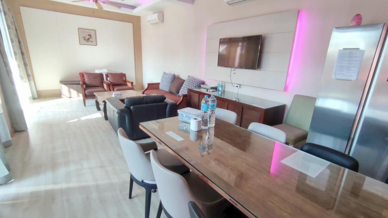Taurus Villa10 Bedrooms With Private Pool. Villa Pattaya