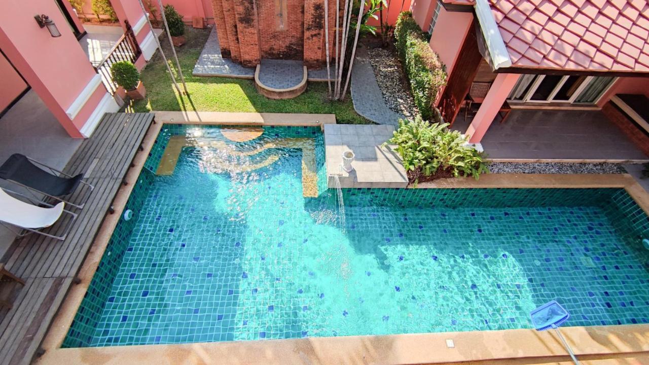 Taurus Villa10 Bedrooms With Private Pool. Pattaya
